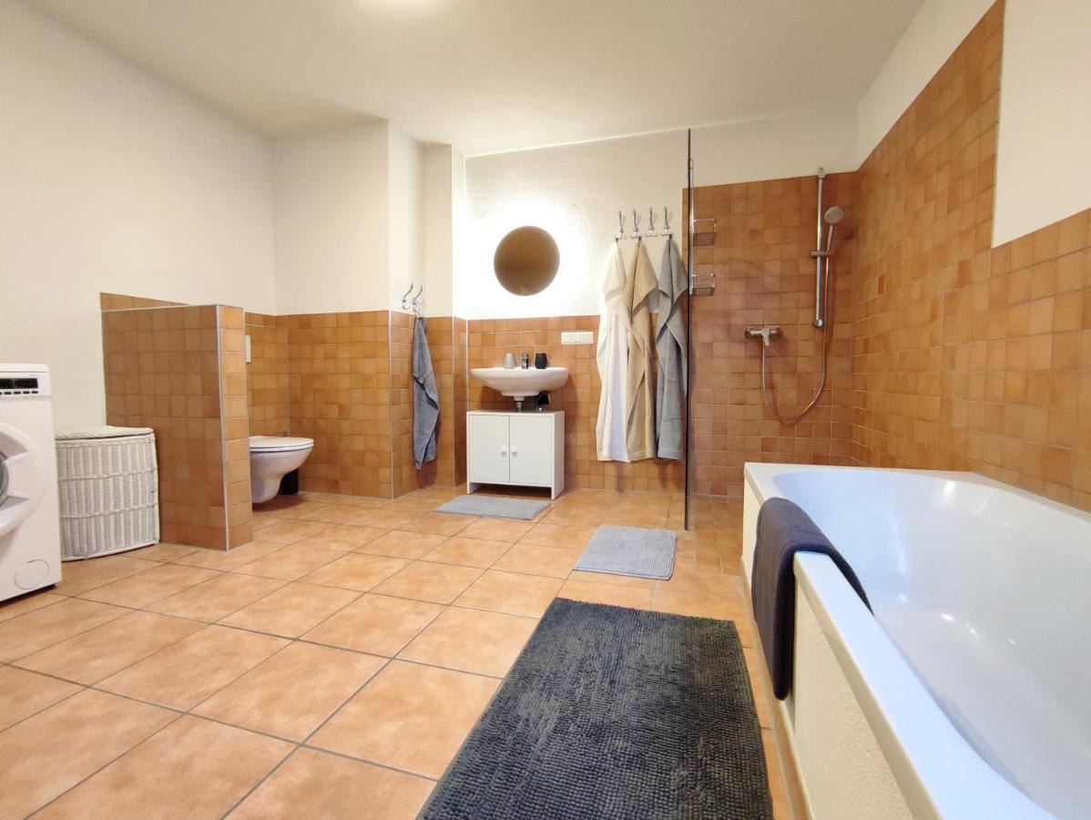 Haus Mediterran - Gemuetliches Ferienhaus 130 M² Fuer Max. 7 Personen Mit Balkon Und Garten Am Bodensee Radolfzell am Bodensee Luaran gambar
